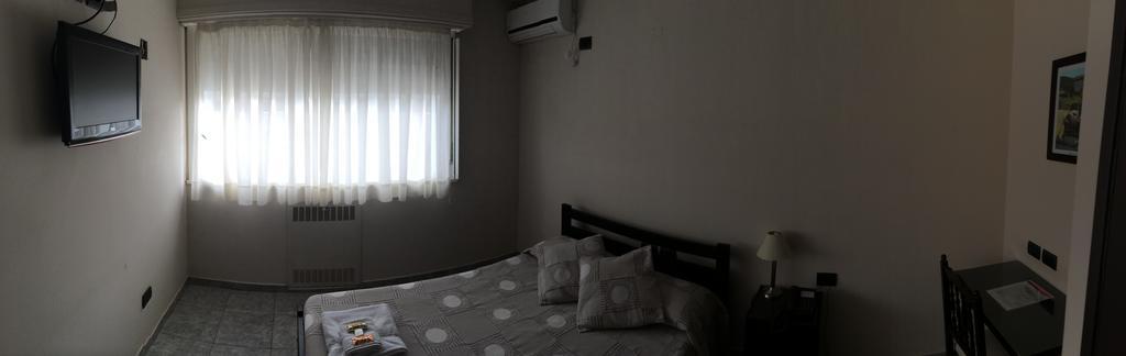 Hotel Euzko Alkartasuna Macachín エクステリア 写真