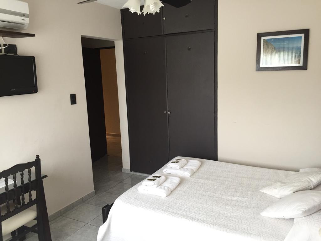 Hotel Euzko Alkartasuna Macachín エクステリア 写真